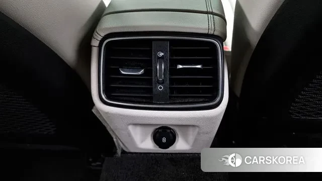 Genesis The New G70 id 2964989 из Кореи 10