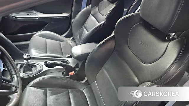 Hyundai Veloster (JS) id 4551910 из Кореи 10