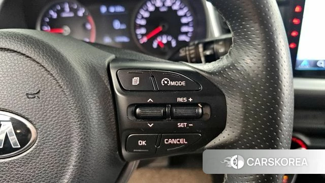 Kia Stonic id 4188679 из Кореи 10