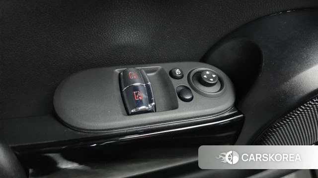 Mini Cooper S id 4740791 из Кореи 10