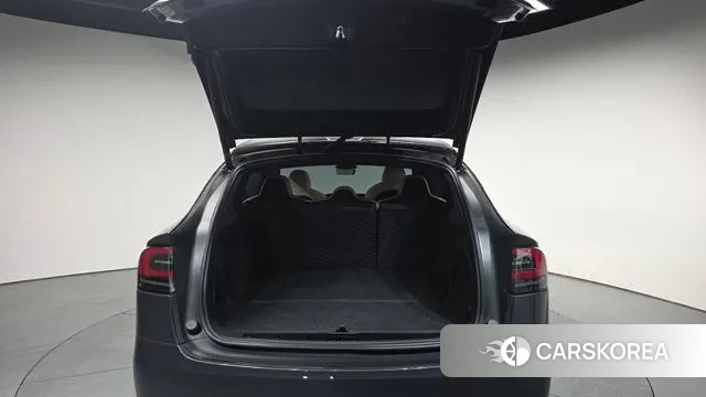 Tesla Model X id 3576477 из Кореи 10