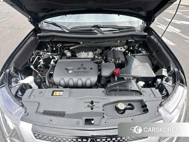 Mitsubishi  Outlander id 3944948 из Китая 10