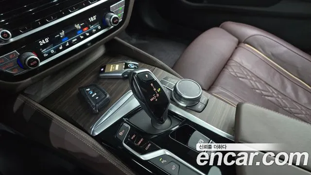 BMW 5 Series (G30) id 2673338 из Кореи 10