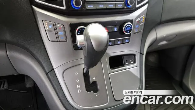 Hyundai The New Grand Starex id 2594279 из Кореи 10