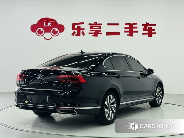 Volkswagen Magotan PHEV id 4271306 из Китая 10