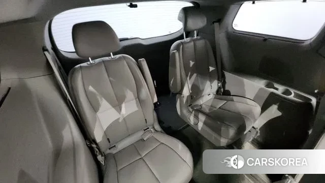 Kia All New Carnival id 3641842 из Кореи 10