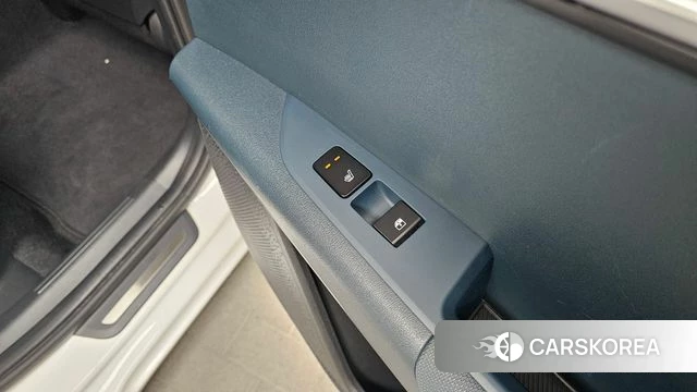 Kia Di Ol Nu Niro id 3935182 из Кореи 10