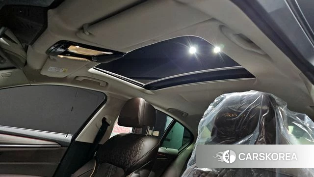 BMW 5 Series (G30) id 4179709 из Кореи 10