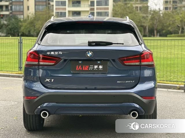 BMW X1 id 4264056 из Китая 10