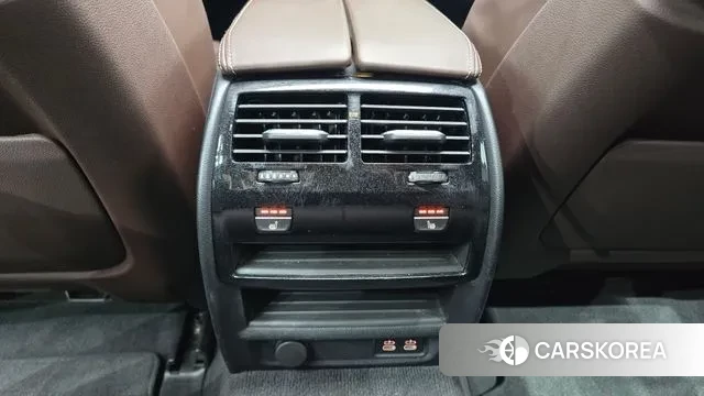 BMW 5 Series (G30) id 3507807 из Кореи 10