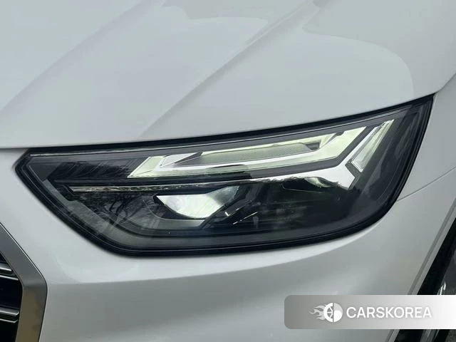 Audi Q5L id 4271465 из Китая 10