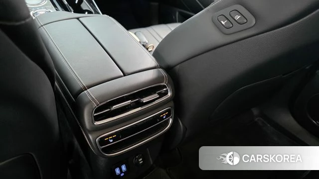 Genesis GV80 id 3923790 из Кореи 10