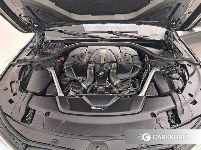 BMW 7 Series (G11) id 2981895 из Кореи 10