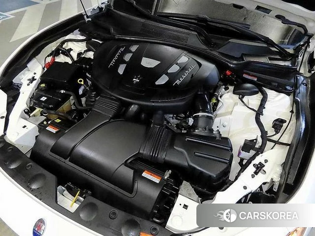 Maserati Ghibli id 4390064 из Кореи 10