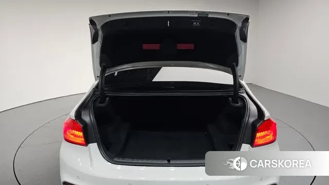 BMW 5 Series (G30) id 3423350 из Кореи 10