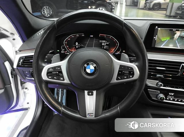 BMW 5 Series (G30) id 4476836 из Кореи 10
