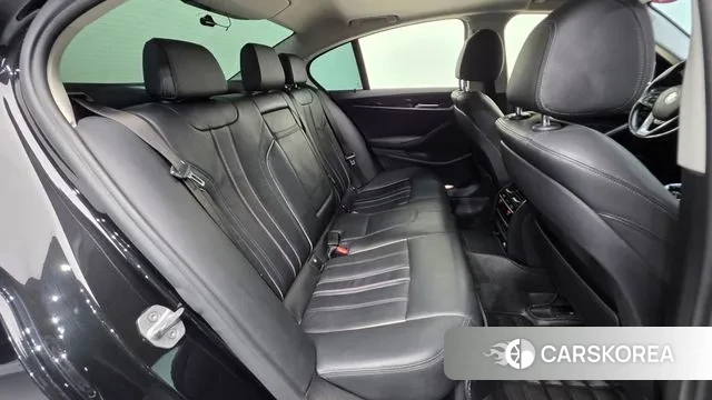 BMW 5 Series (G30) id 3748494 из Кореи 10