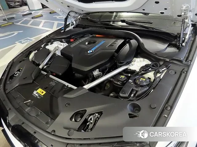 BMW 5 Series (G30) id 3676948 из Кореи 10