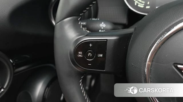 Mini Cooper S Convertible id 4602926 из Кореи 10