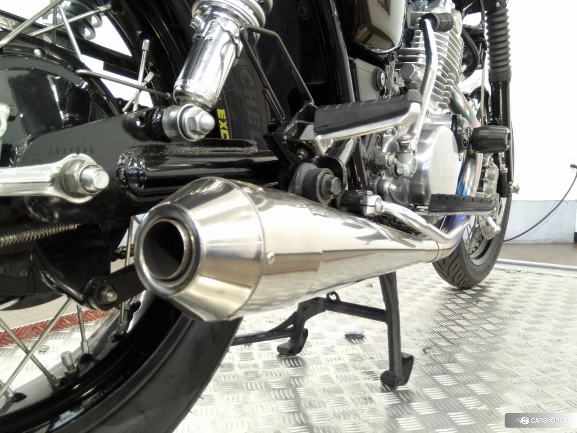 Yamaha SR 400 id 4373643 из Японии 10