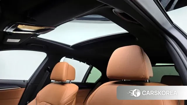 BMW 5 Series (G30) id 3701464 из Кореи 10