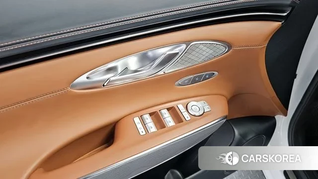 Genesis GV70 id 3359896 из Кореи 10