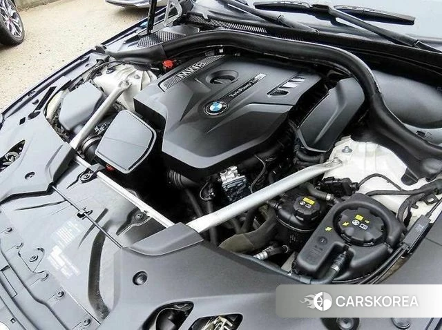 BMW 5 Series (G30) id 4285841 из Кореи 10