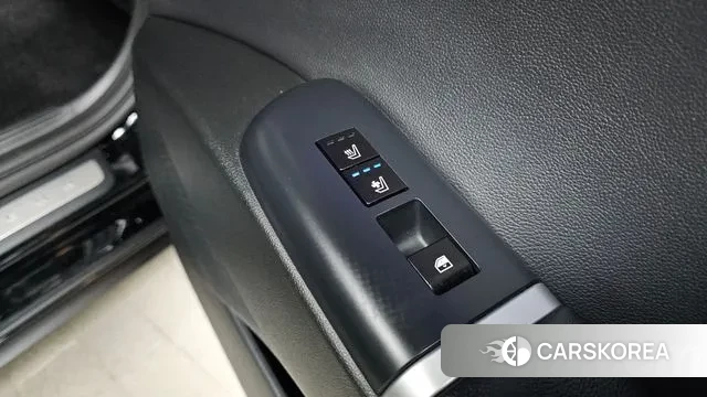 Hyundai Grandeur (GN7) id 3649613 из Кореи 10