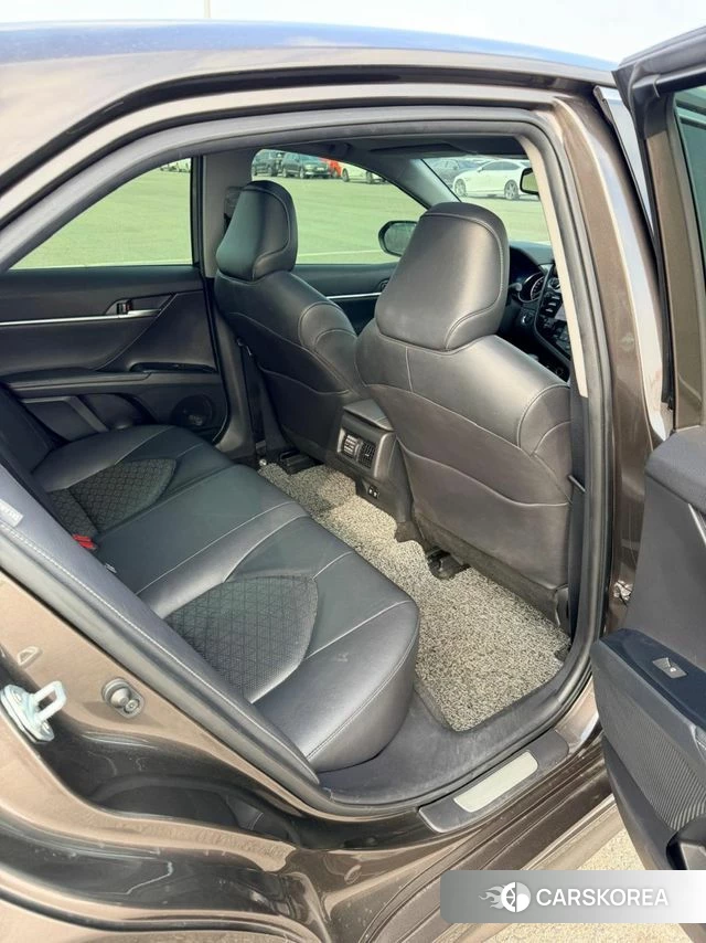 Toyota Camry (XV70) id 3965604 из Кореи 10