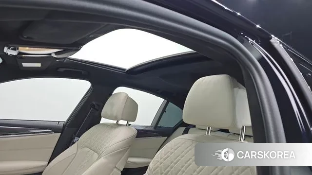 BMW 5 Series (G30) id 3003044 из Кореи 10