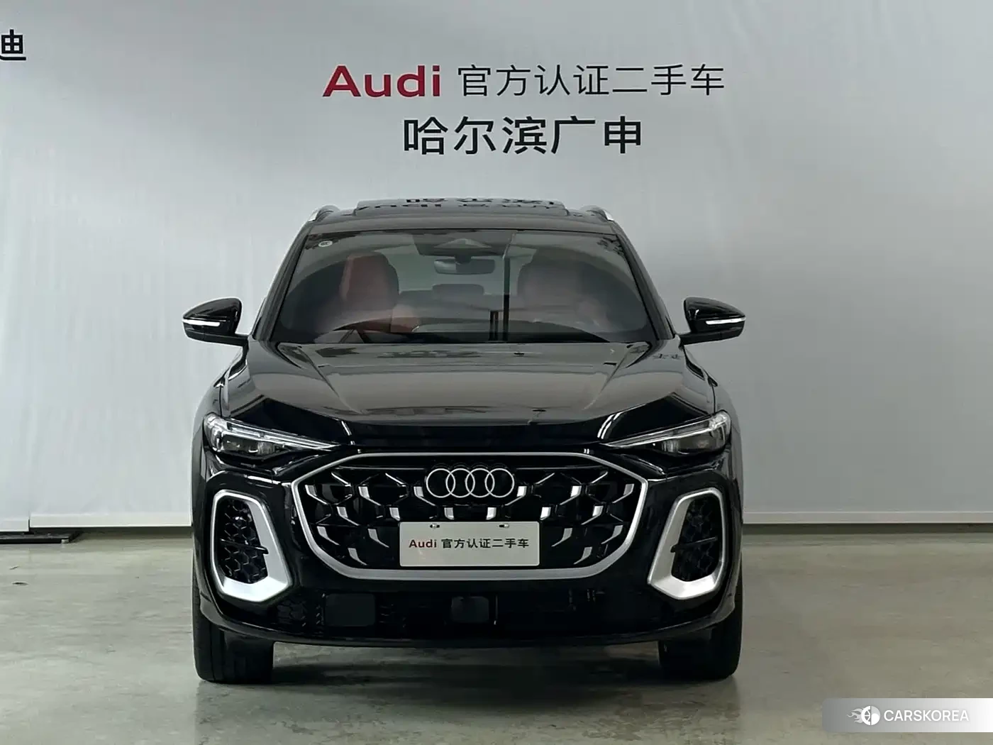 Audi Q5L id 4538837 из Китая 10