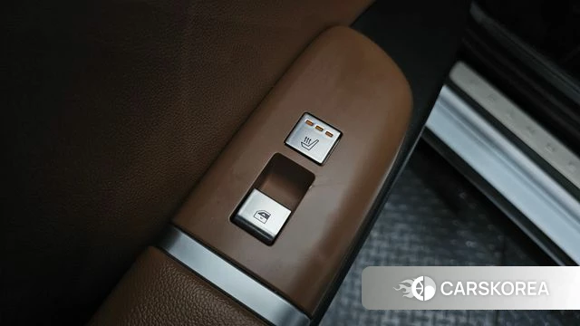 Hyundai Grandeur (GN7) id 3851192 из Кореи 10