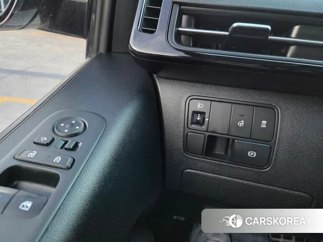 Hyundai Staria id 4415739 из Кореи 10