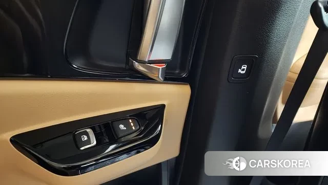 Kia Carnival 4th generation id 3610472 из Кореи 10