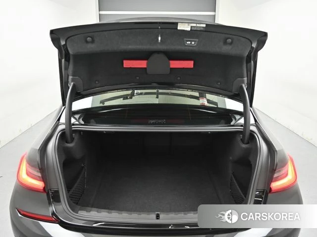 BMW 3 Series (G20) id 4206656 из Кореи 10