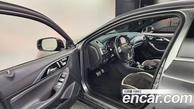 Infiniti Q30 id 2575395 из Кореи 10