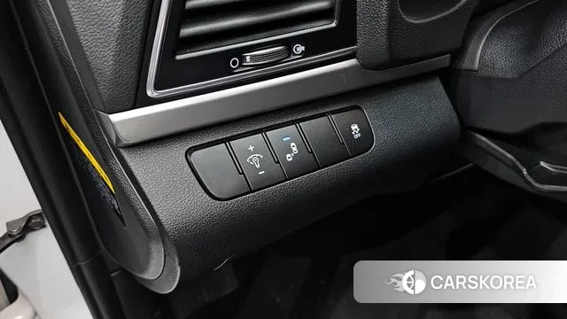 Hyundai Avante AD id 3568535 из Кореи 10