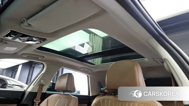 Hyundai Grandeur (GN7) id 3497410 из Кореи 10