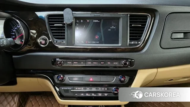 Kia The New Carnival id 3773217 из Кореи 10