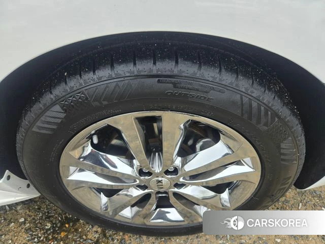 Kia All New Carnival id 3982231 из Кореи 10