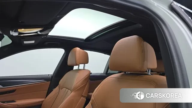 BMW 5 Series (G30) id 3707226 из Кореи 10