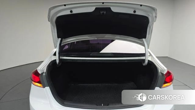 Hyundai Avante AD id 4677862 из Кореи 10