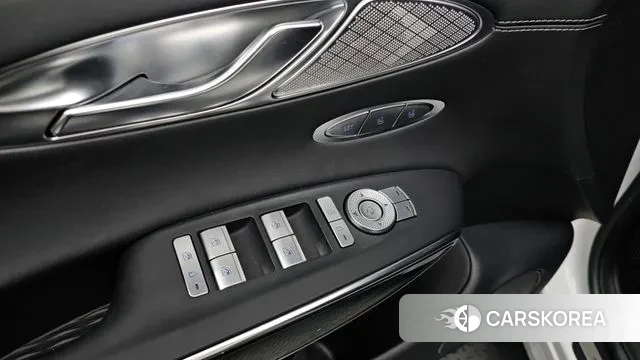 Genesis GV70 id 3758070 из Кореи 10