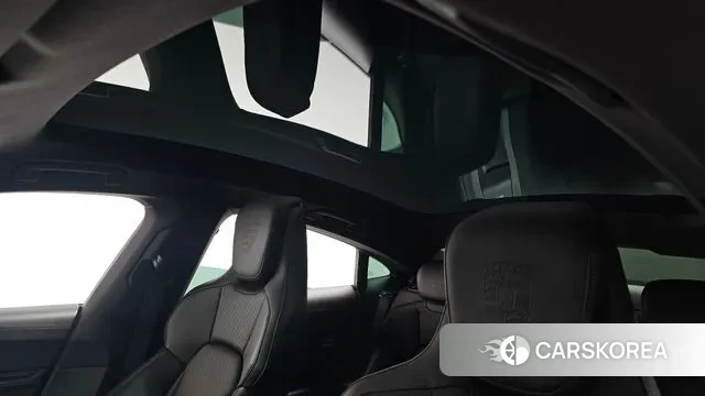 Porsche Taycan id 2985020 из Кореи 10