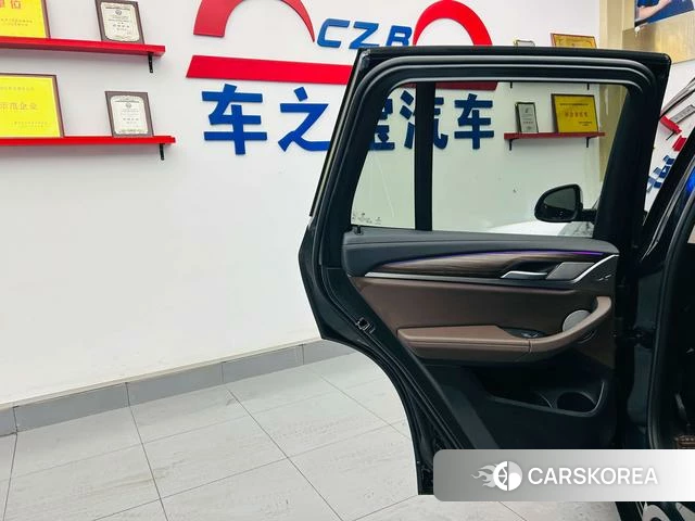 BMW X3 id 4300430 из Китая 10