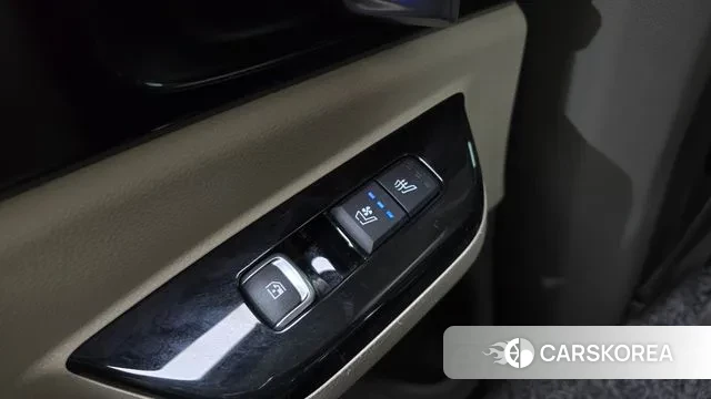 Kia Carnival 4th generation id 3703005 из Кореи 10