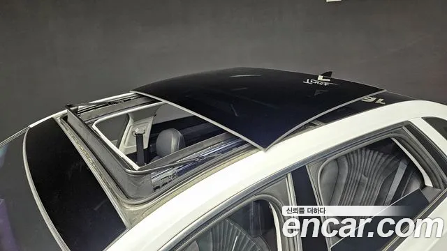 Hyundai Grandeur Hybrid (GN7) id 2454542 из Кореи 10