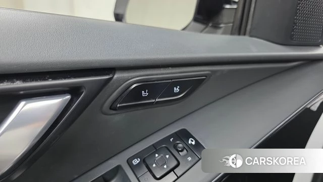 Kia Di Ol Nu Niro id 4541367 из Кореи 10