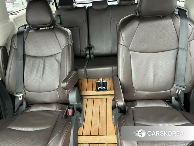 Toyota Sienna id 4261220 из Китая 10