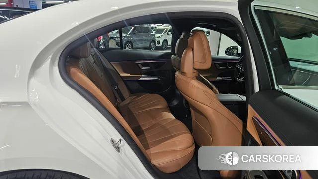 Mercedes-Benz E-Class W214 id 4194009 из Кореи 10